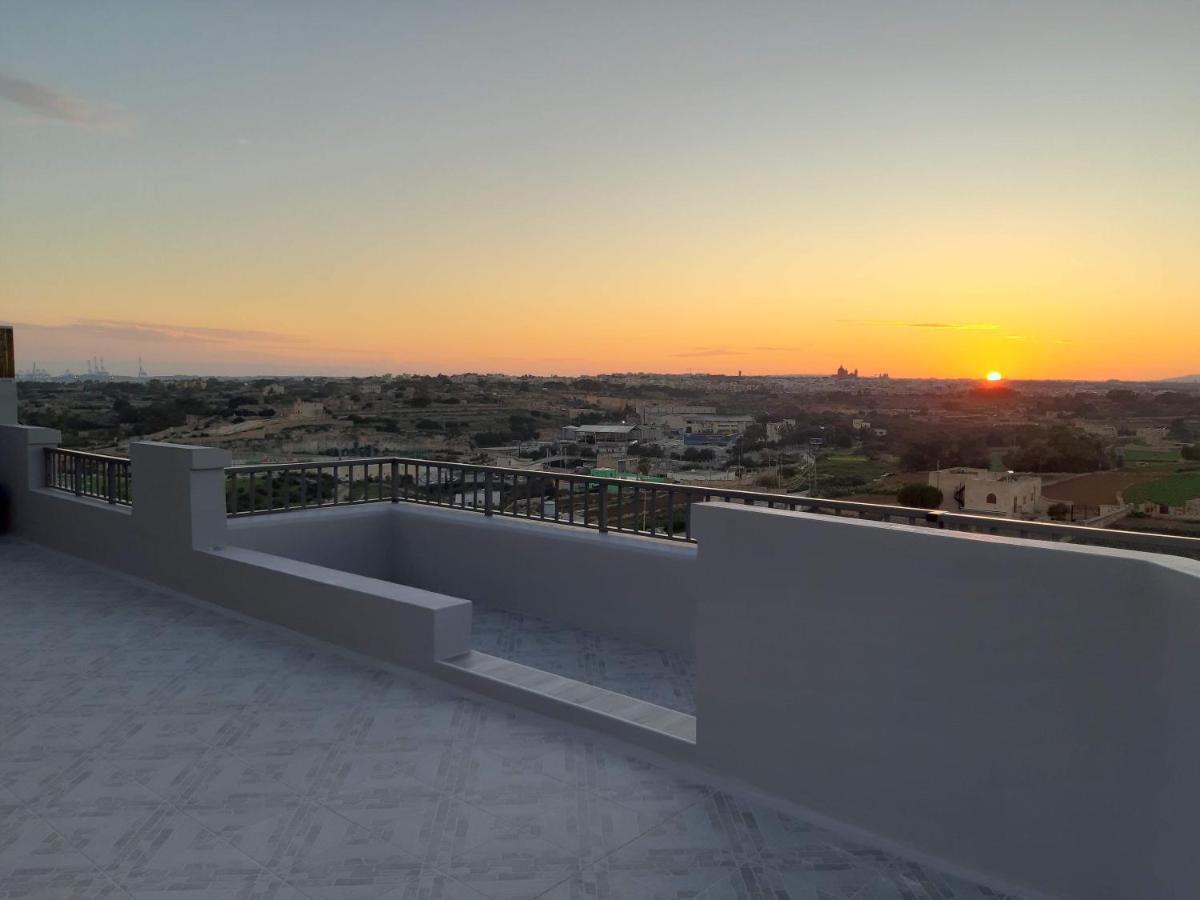 Penthouse 2 Apartment Marsaskala Exterior foto